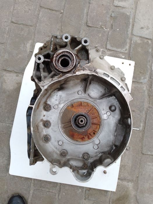 Lada grantani avtomat karopkasi sotiladi zapchast ga