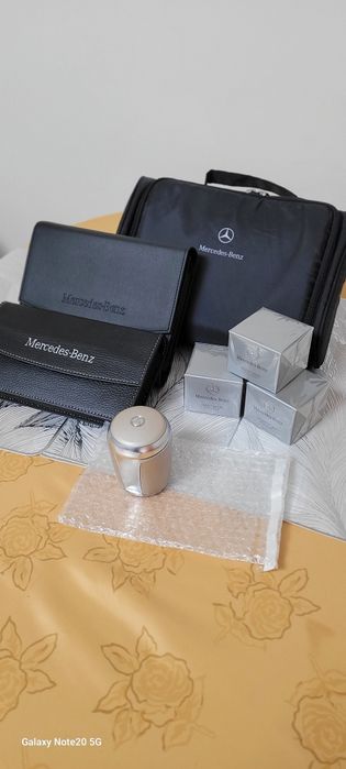 Jeantă și huse Mercedes Benz