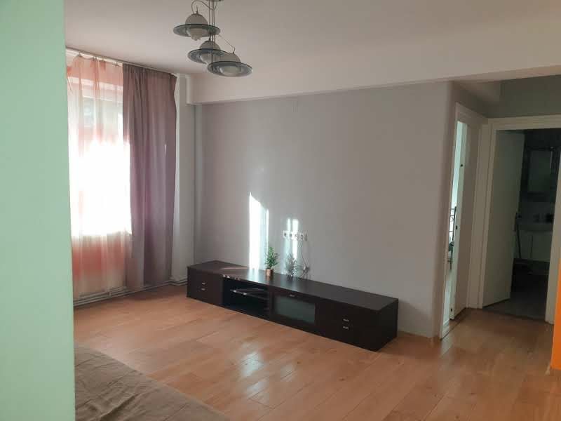 Inchiriez apartament 2 camere 7 Noiembrie UMF