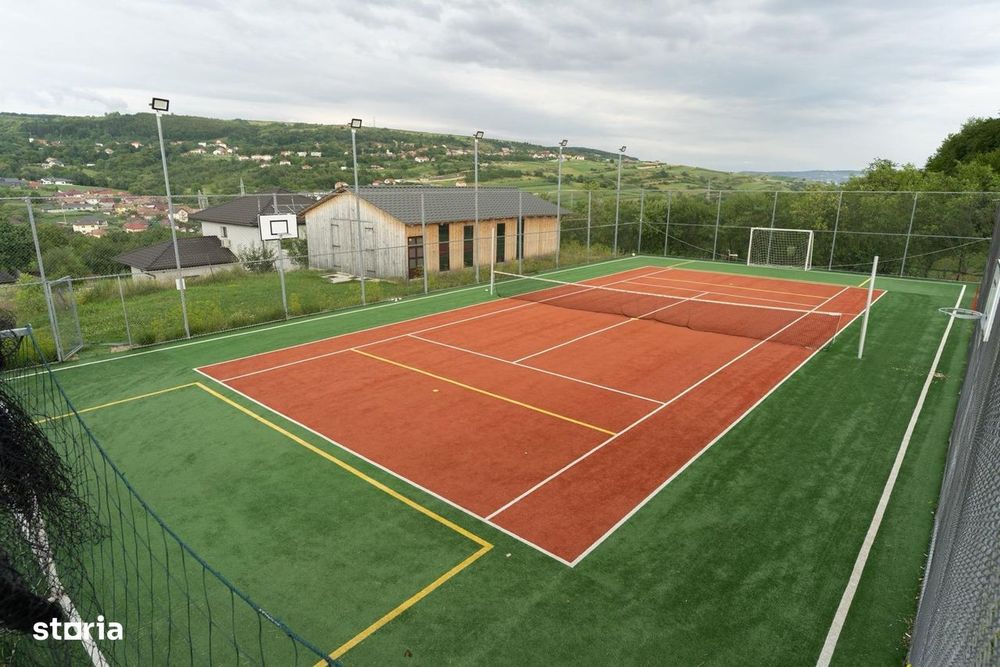 Casă de vânzare (+ teren de sport privat) - Baciu, Popești, Cluj