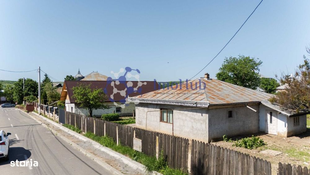 Casa batraneasca + 1500 mp teren, Podu Iloaiei