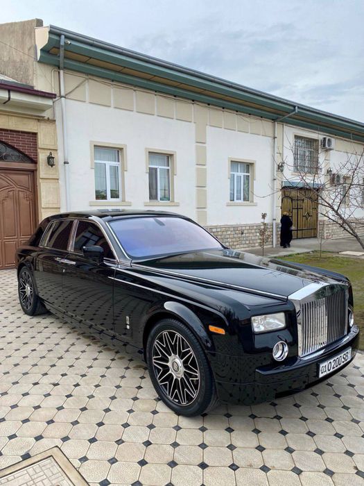 машины в ассортимента!!! Ролс Ройс Мерседес бенз Тойота