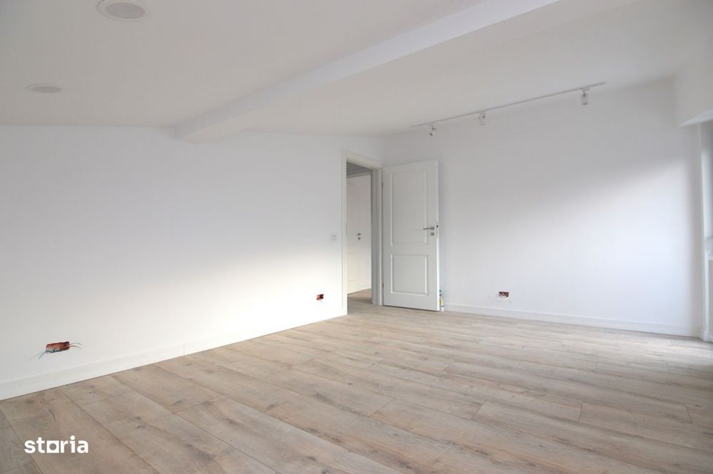 Vanzare Apartament 3 Camere Calea Calarsilor – Tepes-Voda
