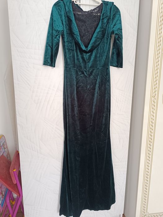 Продам.   платье