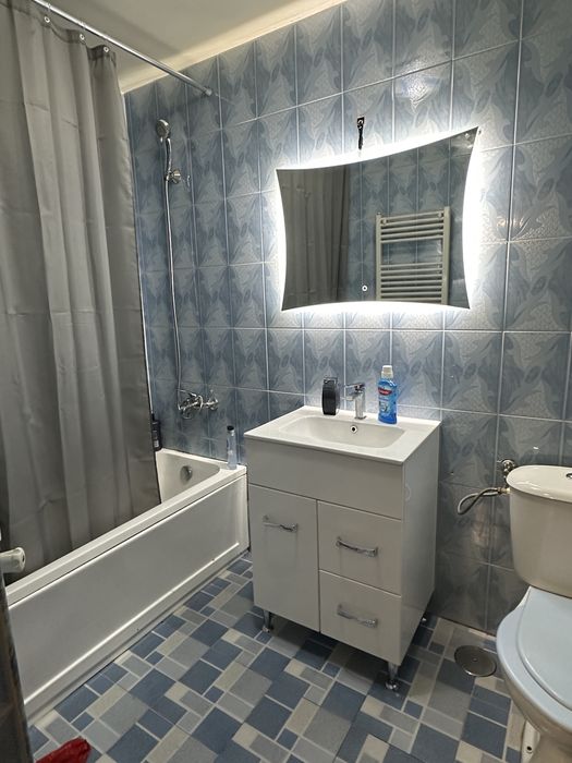 Inchiriez Apartament