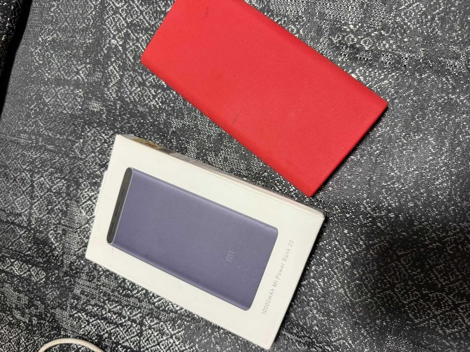 Външна батерия Xiaomi Mi Power Bank 2S – 10000 mAh + Силиконов кейс