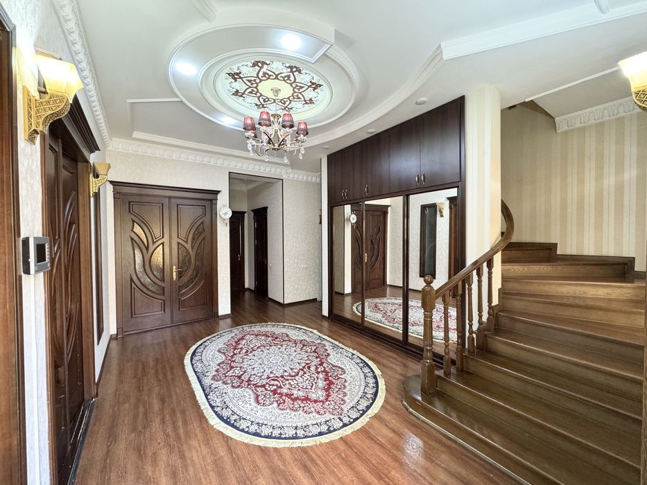 Аренда дома. Мирзо Улугбекский район. Центр Луначарского. 2,6сот 5 ком