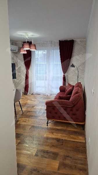 Дава се под наем Двустаен апартамент в Пловдив, Остромила - 65 кв.м за 757.86 € - Снимка #1