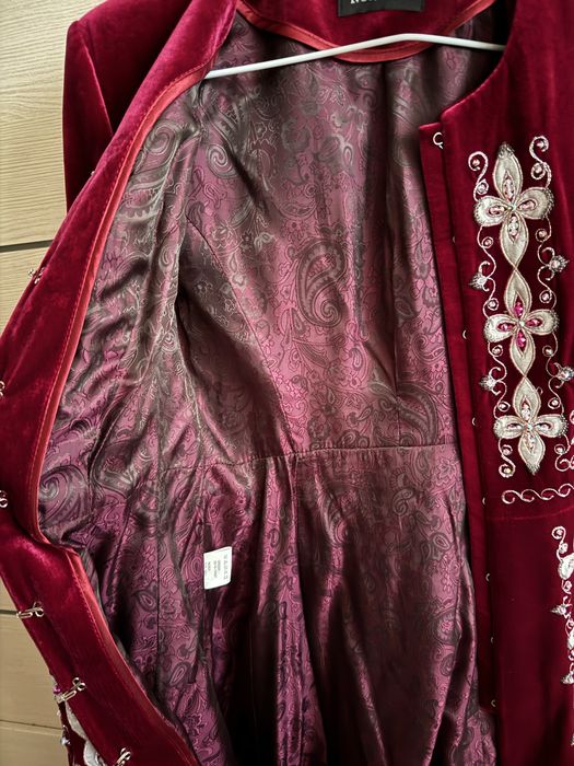 Бешпет Нур Шах б/у