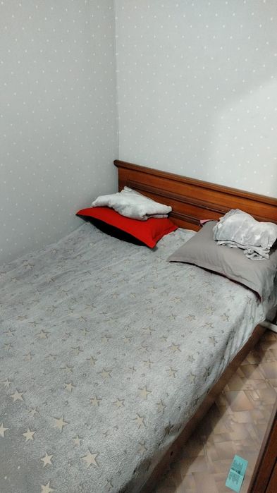 Продам кровать двухспальную