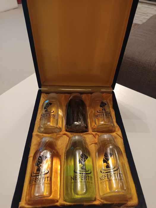 Esența de parfum  Nefertiti