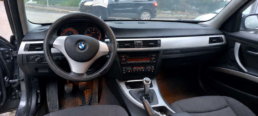 Vand BMW 318D  AN 2007 -masina personala stare tehnica impecabila