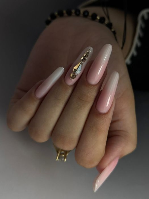 Unghii cu gel/semi La Domiciliu