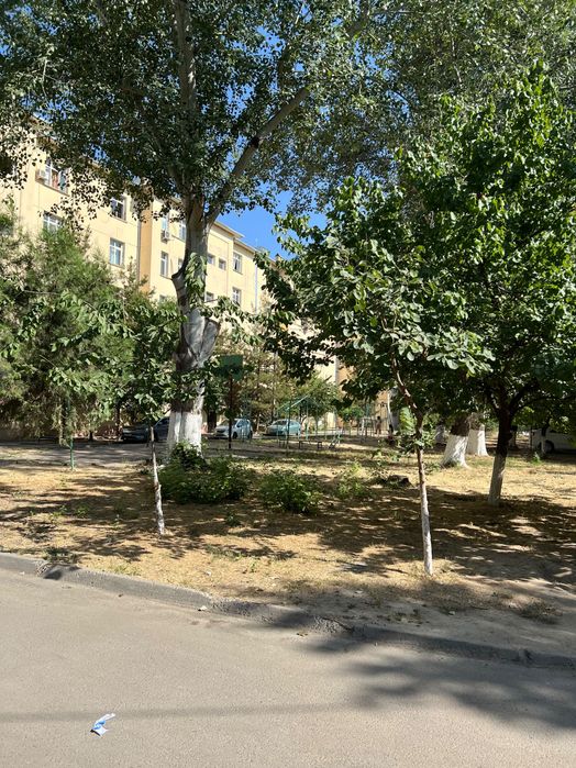 Аренда 2-х комнатной квартиры в банковском доме, в Алмазарском районе.
