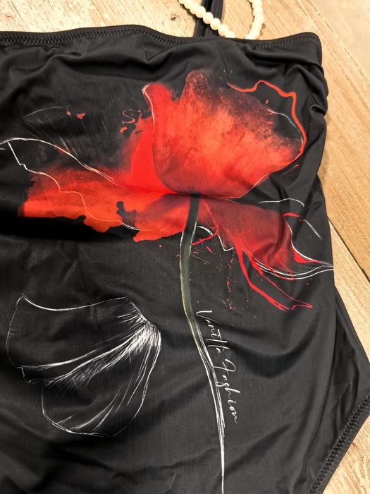 Дамски цял  бански