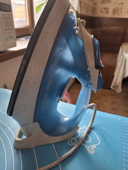 Микроволновка с утюгом б/у