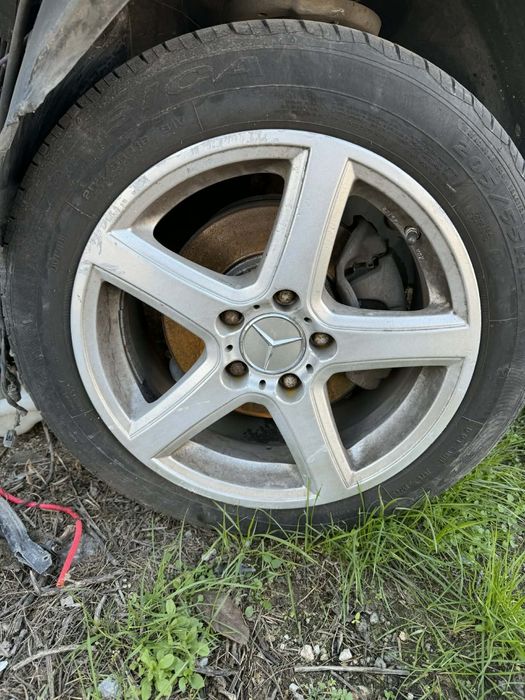 Mercedes w203 цяла за части