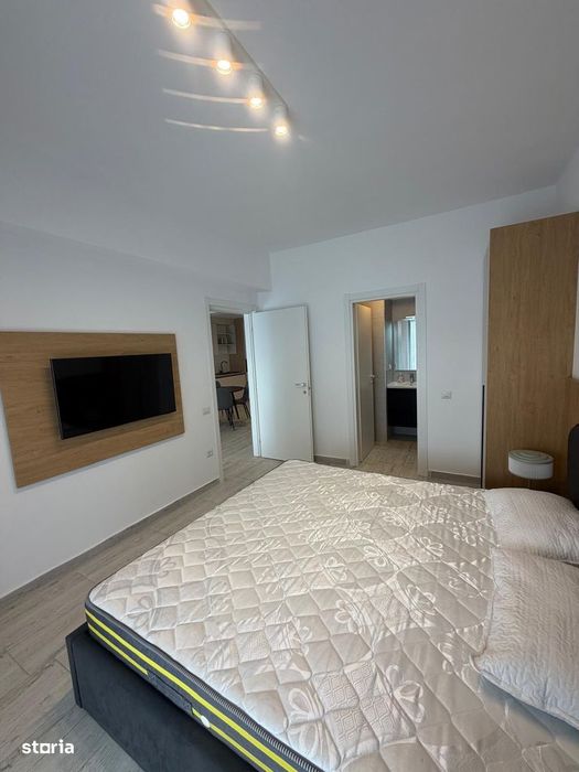 Garsonieră modernă de închiriat, 1 etaj, balcon
