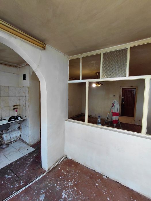 Garsoniera in Oprișani spate la Materna 27.72 mp.