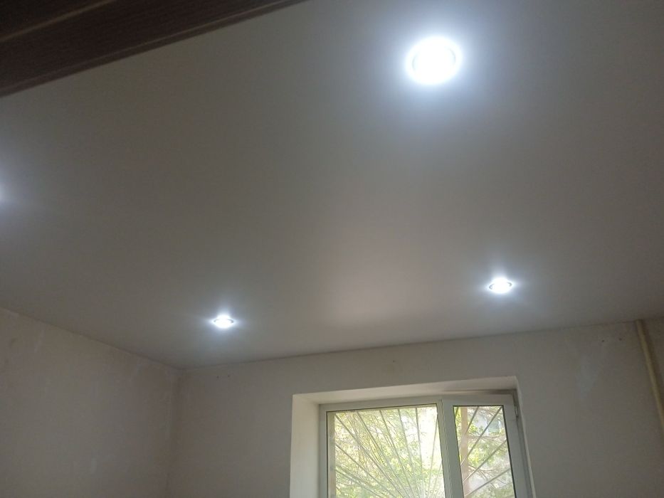 Натяжные потолки