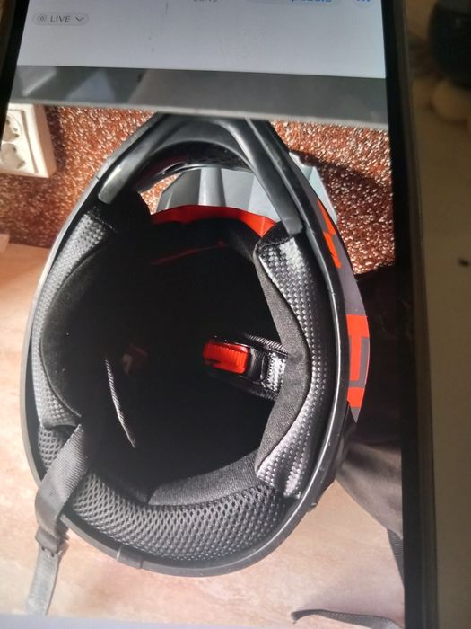 Vând cască crose+ochelarii