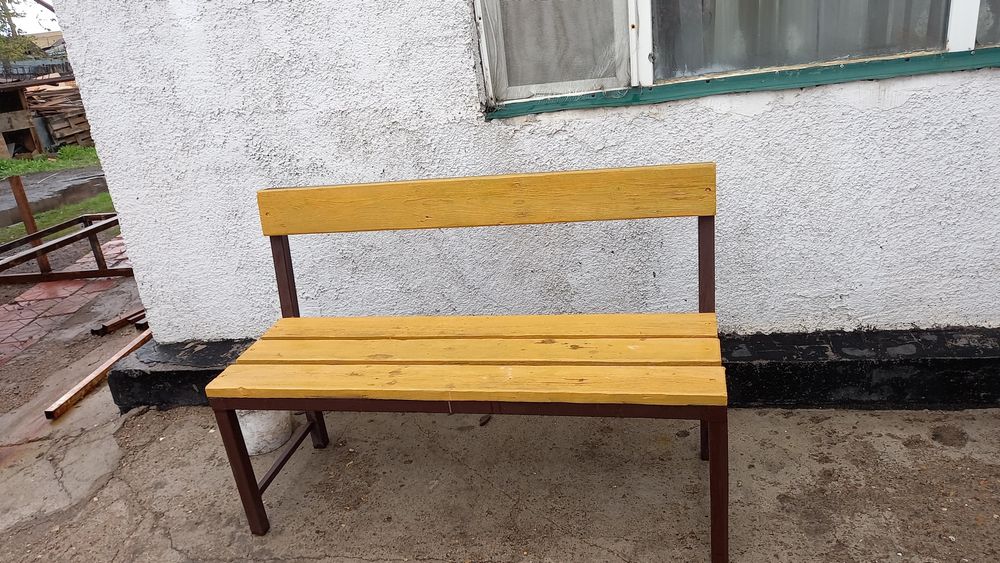 Продам качеля и беседка  скамейка