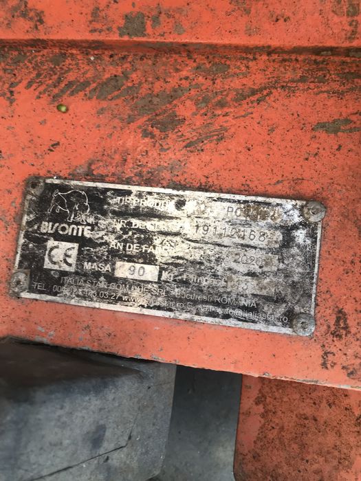 De vanzare pompa de stropit