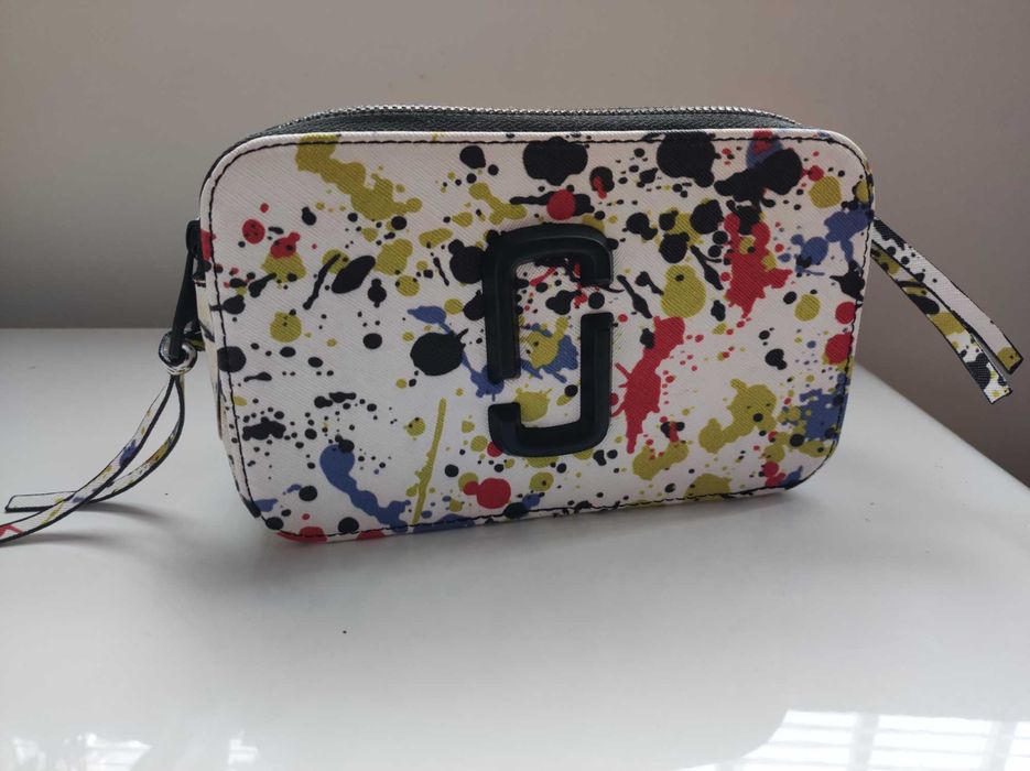 Дамска чанта с дълга дръжка