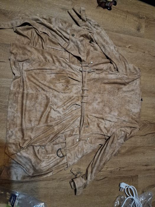 Trenci , Pardesiu , Palton , Sarafan , Parpalac , Vesta Sportalm