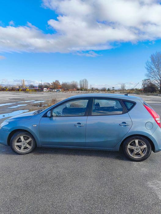 Хюндай й30 1.6 газ