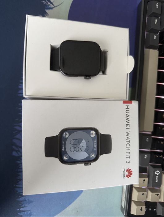 Продам часы Huawei Watch fit 3