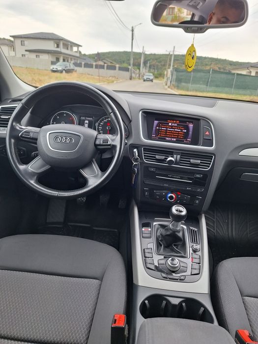 Propietar Vând Audi q5 2.0 TDI