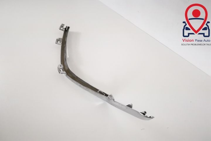 Ornament Crom Grila Centrala Original Dreapta In Stare Buna Mazda 6 GJ