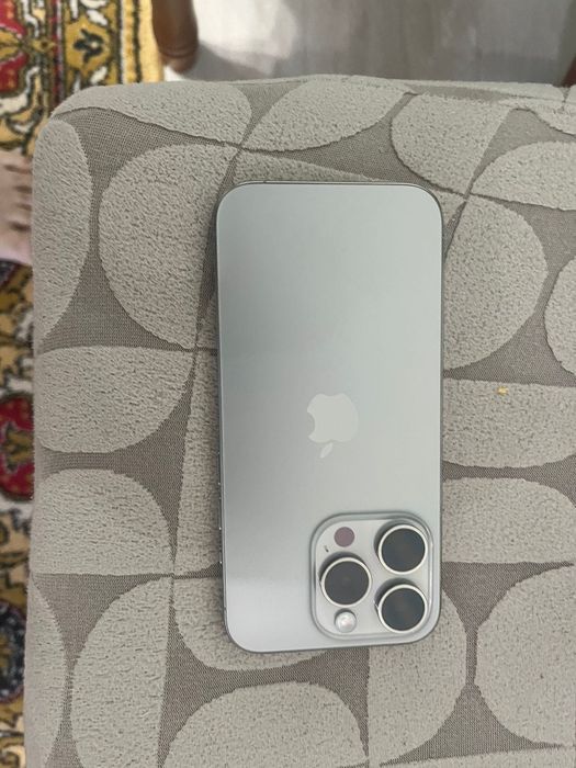 Iphone 15 pro продам