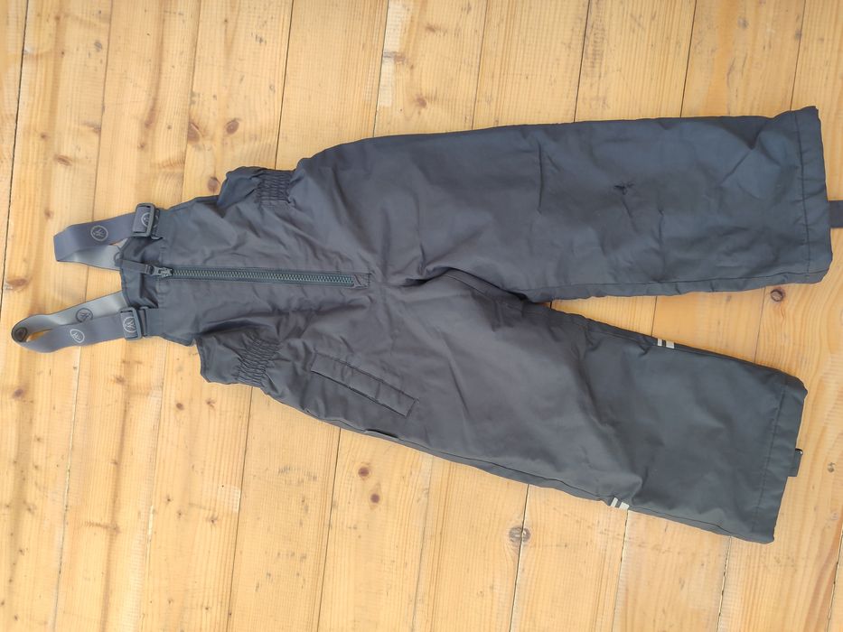 Продам штаны утеплённые рост 98(3года)