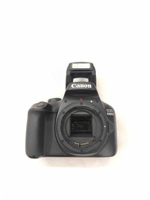 Aparat Foto Canon 4000 D +Obiectiv  75-300 mm F4-5.6 III