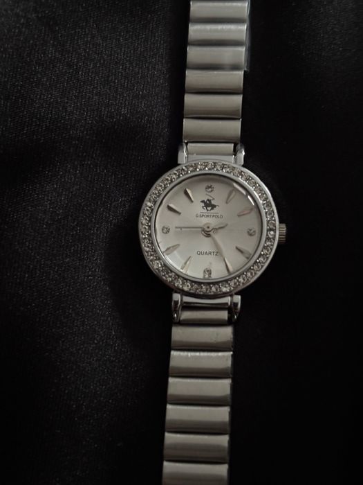 Часовници от медицинска стомана