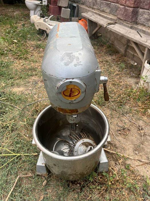 Тестомес 30л б/у