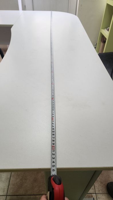 Бюро за офис или маникюр