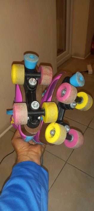 Кънки 35 номер в прилично състояние