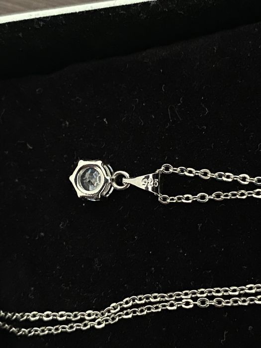 Vând colier dama (argint 925) cu piatra pretioasa