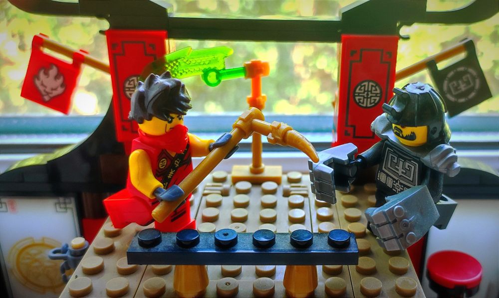 Продам Лего ниндзяго - решающее сражение додзё.