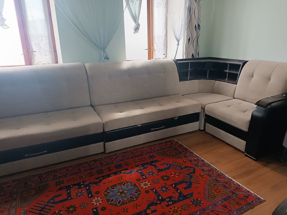 Продам уголок диван