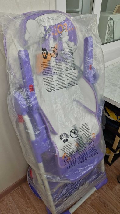 Детский столик в отличном состоянии