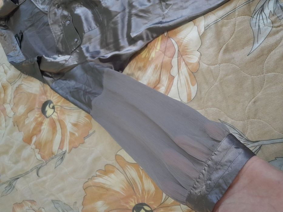 Дамска  официална  риза