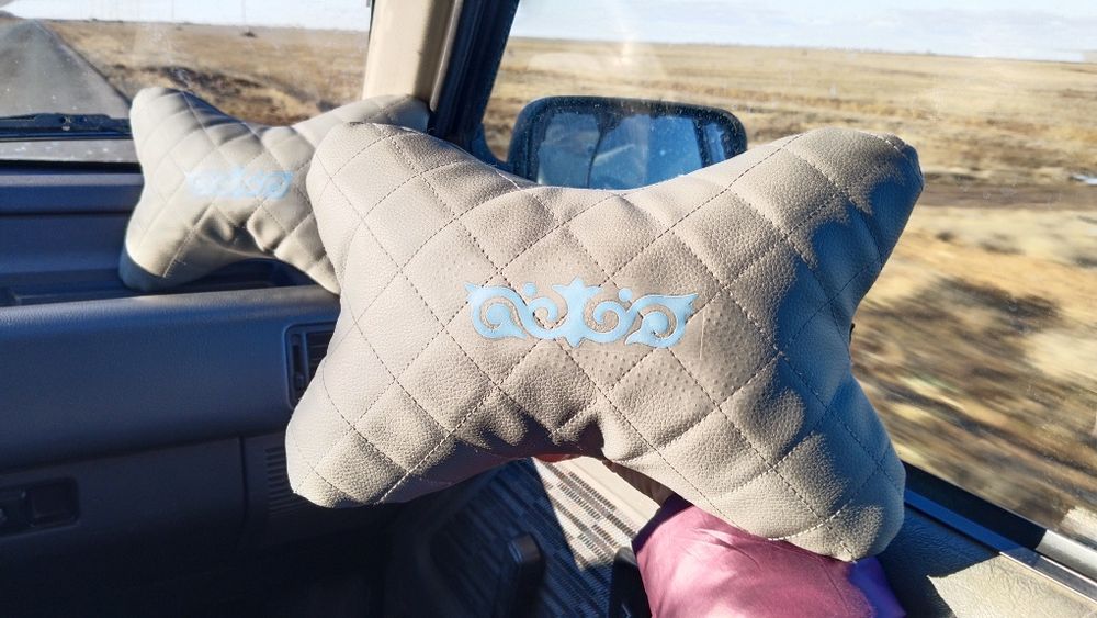 Подушка косточка для авто