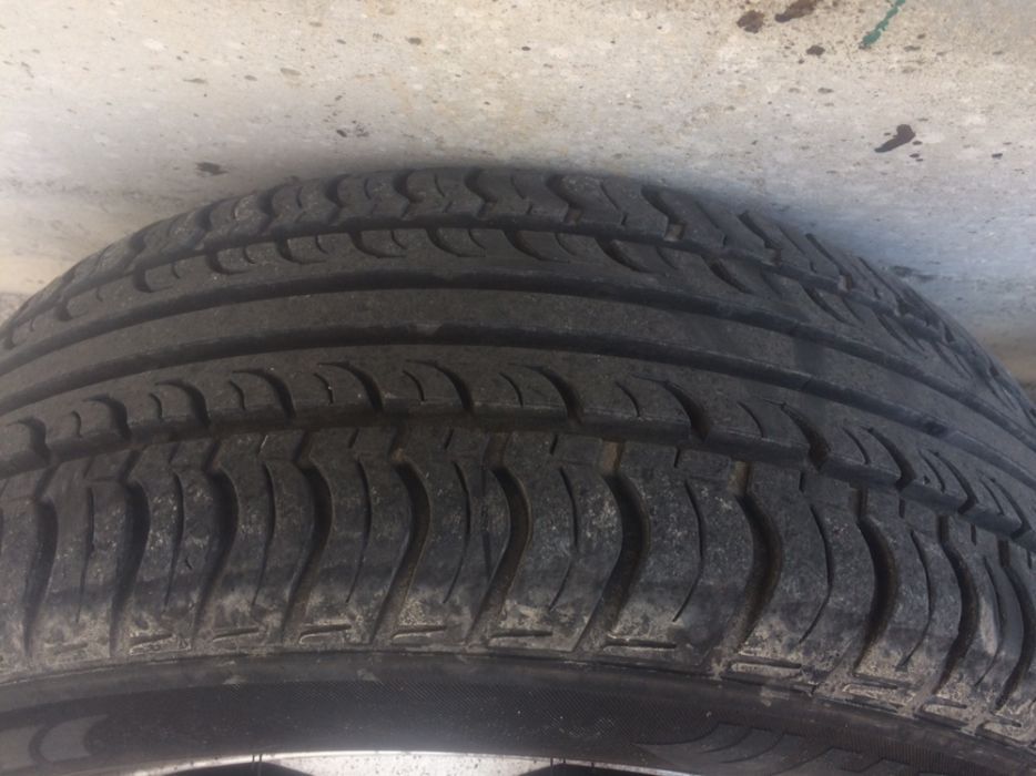 VW 205/60/15.     .     .