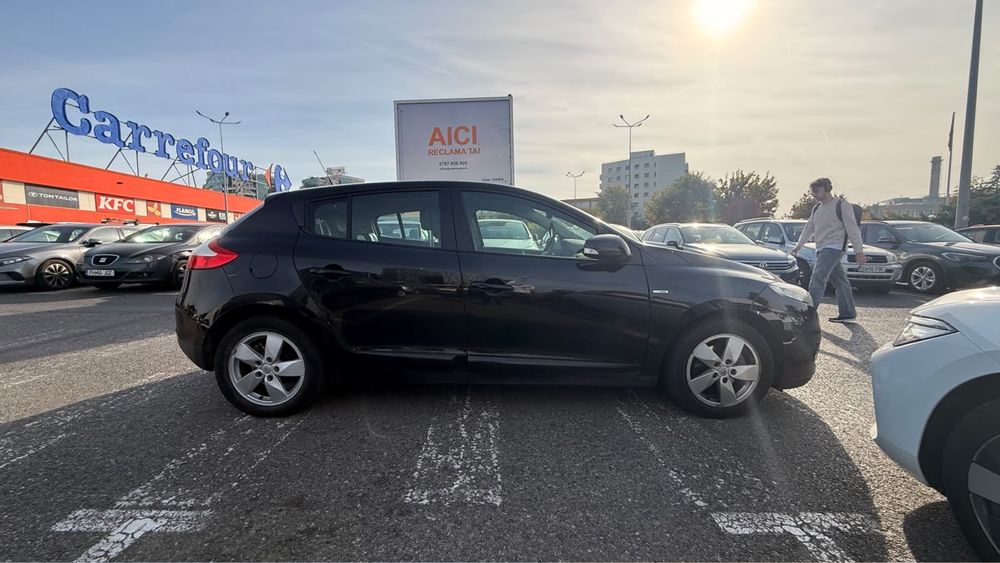 RENAULT Megane 2012 — imagine 2
