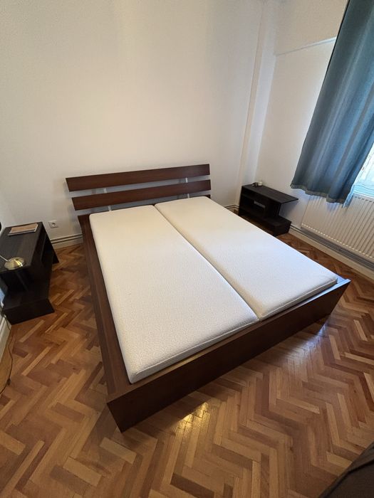 Cadru pat matrimonial 160x200 cm cu 2 somiere reglabile + 2 saltele