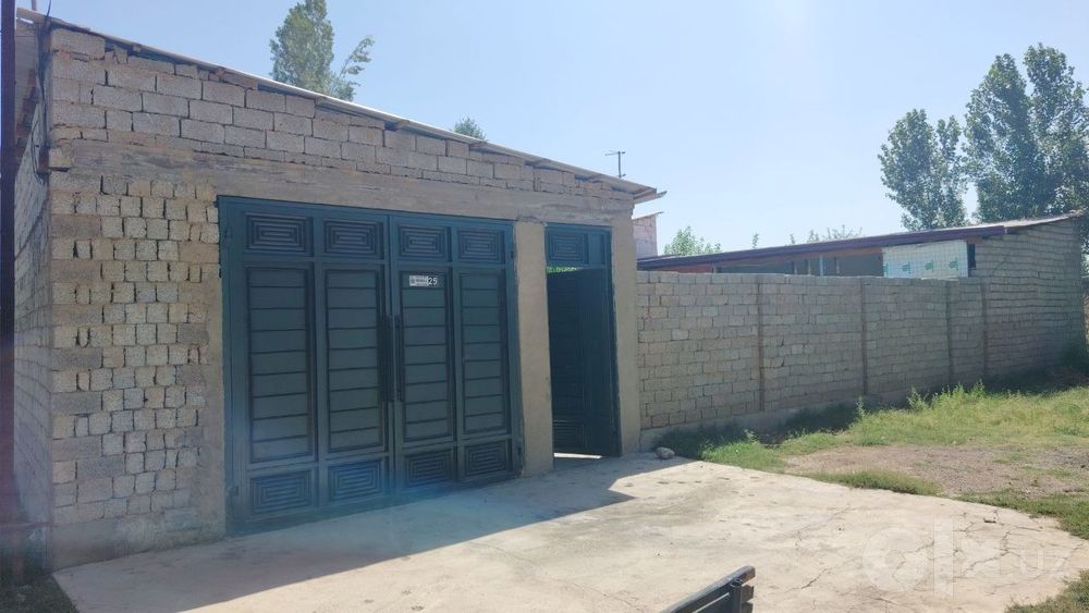 Shinam xovli sotiladi